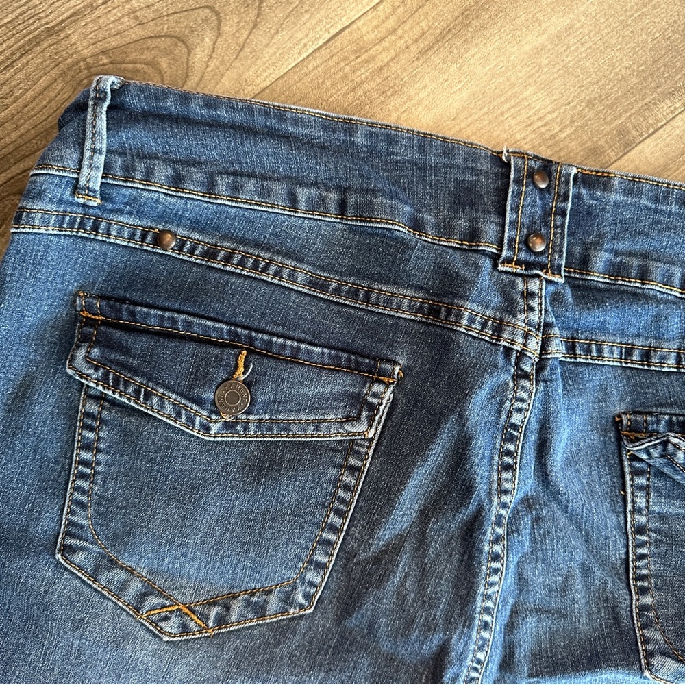 Karen T frayed cuffed denim shorts size 22 - Picture 9 of 9